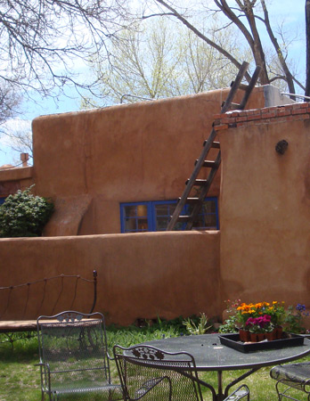 Image - adobe courtyard